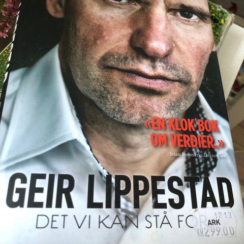 Boka - Det kan vi stå for av Geir Lippestad.