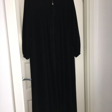 Aldri i brukt Helt ny abaya/maxi kjole  Lengde 145cm