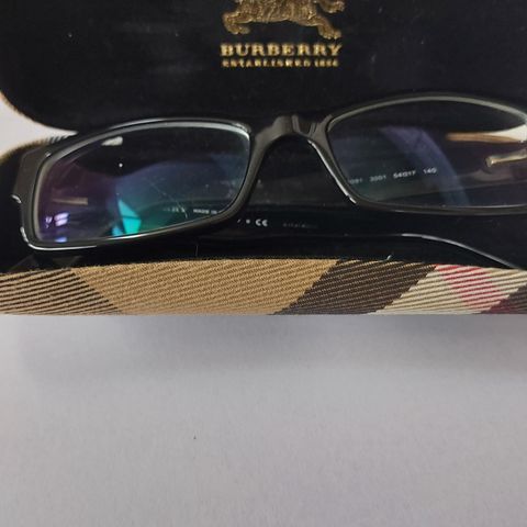 Burberry brilleinnfatning