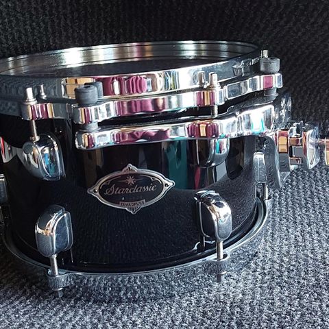 Ønskes kjøpt: Tama Starclassic 8" +  13" tom, Piano Black finish