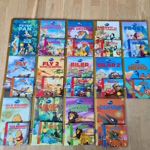 14 Barnebøker fra Disneyklubben med CD'er. Meget lite brukt, fremstår som nye.
