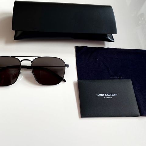 Solbriller fra designer Saint Laurent