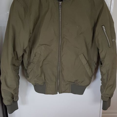 Bomber jacket