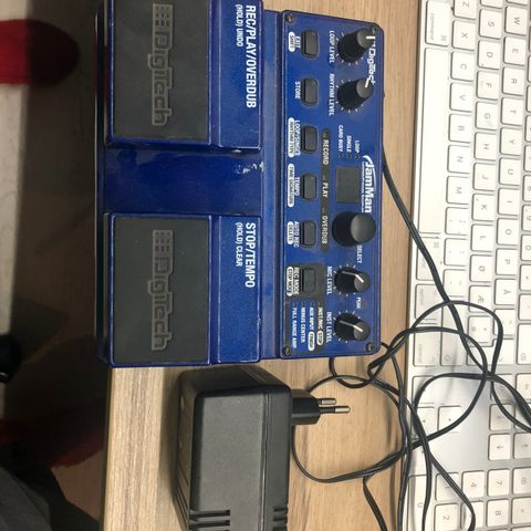 Digitech jamman