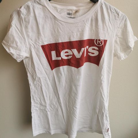 Levis t-skjorte
