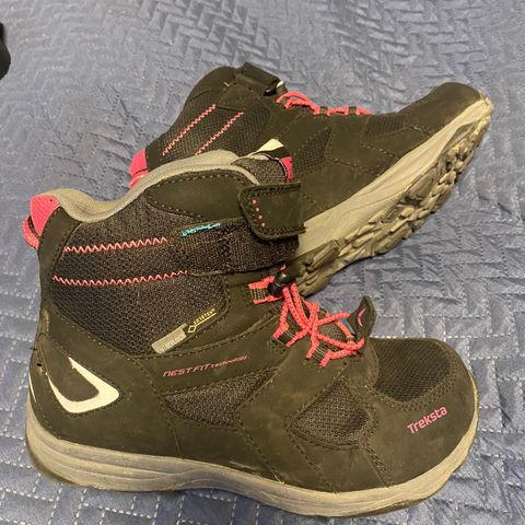 Treksta goretex vintersko str 36