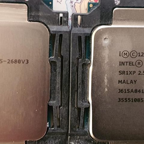 2 stk Intel Xeon E5-2680v3 2.5GHz 12C/24HT (3.3GHz Turbo)