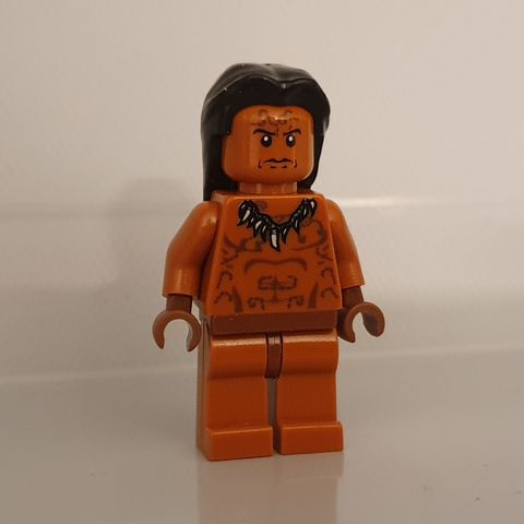 LEGO Indiana Jones - Ugha Warrior med hår (iaj015)