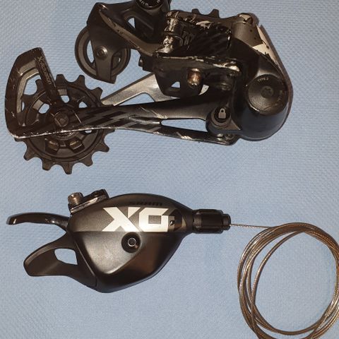 SRAM Eagle X01 bakgir og trigger.