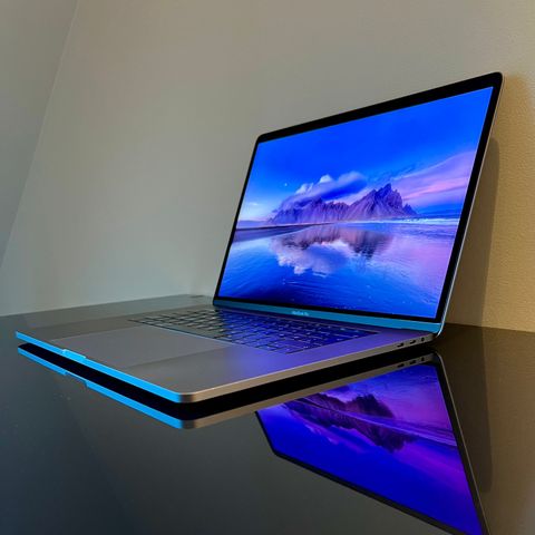 Macbook pro (15-inch, 2019) 2,3GHz 8-Core i9