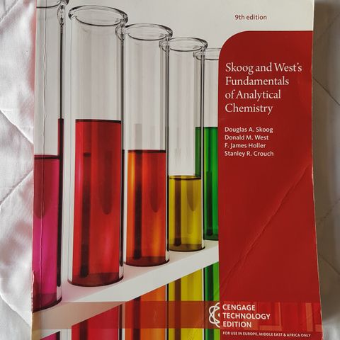 Skoog and West's Fundamentals of Analytical Chemistry 9thed Pensumbok Kjemi