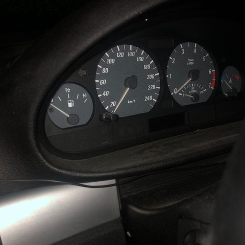 Speedometer bmw318i