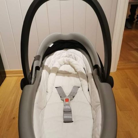 Britax Spedbarn sete/bagg for lengre kjøreturer.