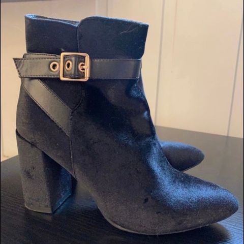 ANKLE BOOTS  (39) - ASOS