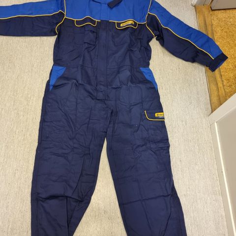 NEW HOLLAND KJELEDRESS