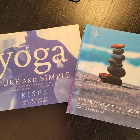 Yoga og Meditasjonsbøker