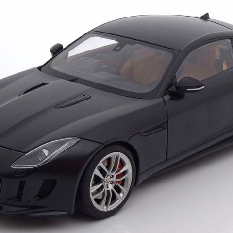 1:18 Jaguar F-Type R Coupe 2015 Autoart