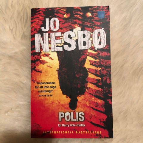 Jo Nesbø - Polis