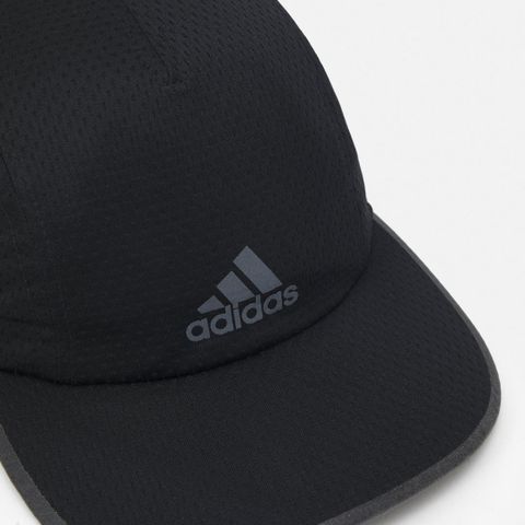Helt ny Adidas cap/ Run unisex.