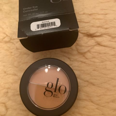 Ny GLO Skin Beauty Under Eyes Concealer 3,1 gr selges