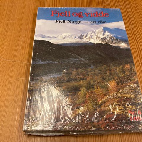 DEN NORSKE TURISTFORENINGS ÅRBOK 1989