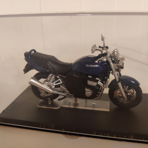 Suzuki gsx1400