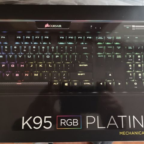 Corsair Gaming K95 RGB PLATINUM Tastatur