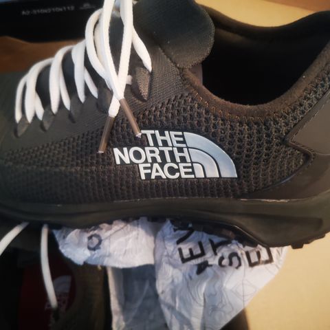 The North Face New taupe green str 41