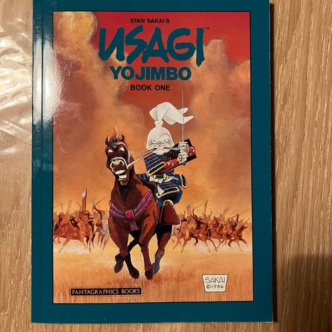 Usagi Yojimbo bok 1, signert med full-figure tegning av Stan Sakai