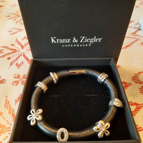 Kranz & Ziegler armbånd.