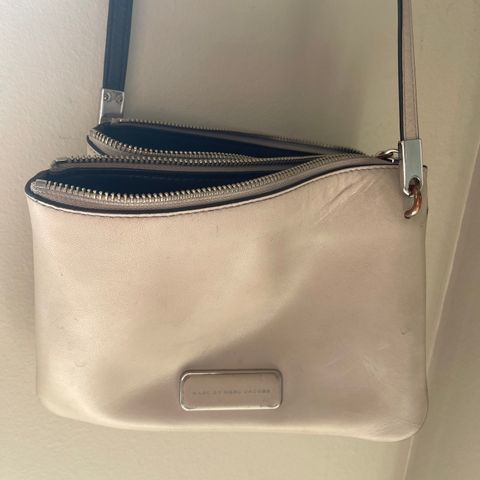 Marc by Jacobs svart/beige veske