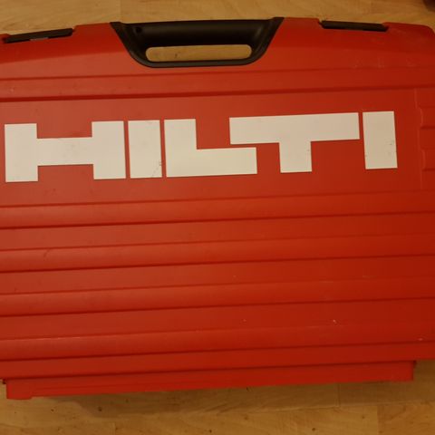 Helt ny HILTI BAJONETT SAG selges billig.