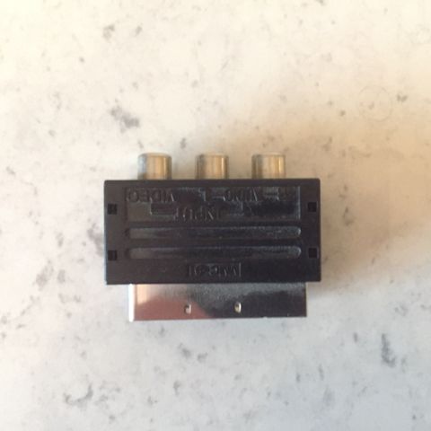 Scart : Red-White-Yellow Video Input Socket