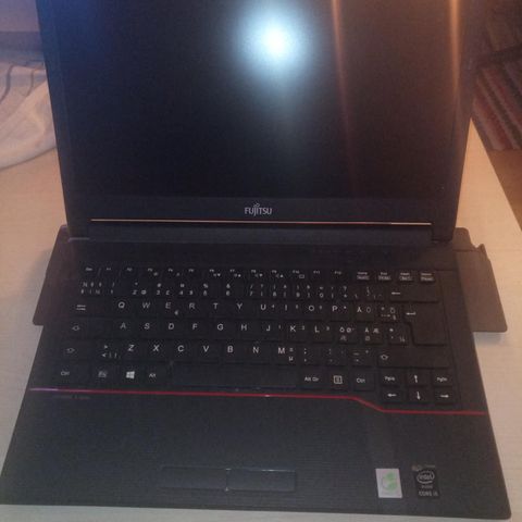 Fujitsu Lifebook E544 / i5 4210M / 4Gb RAM DDR3/ 500Gb HDD + Port Replicator