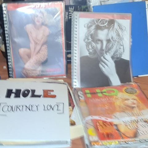 Courtney Love/ Hole