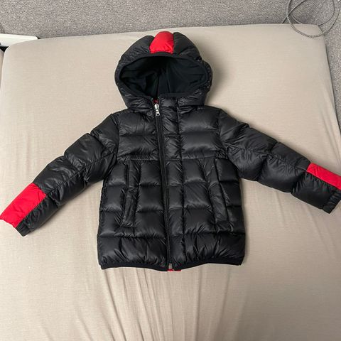 Moncler str 3Y