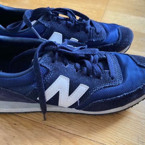 New Balance sko selges