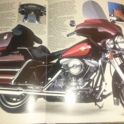 Harley Davidson brosjyre.