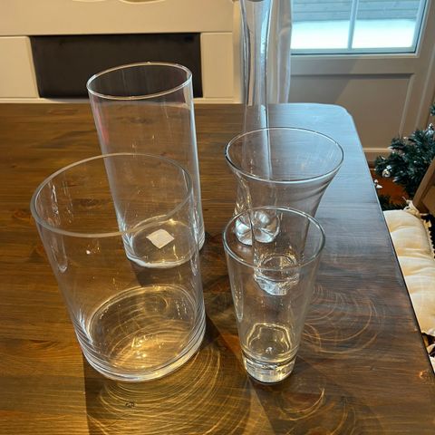 Glass vaser 5 stk i forskjellige str