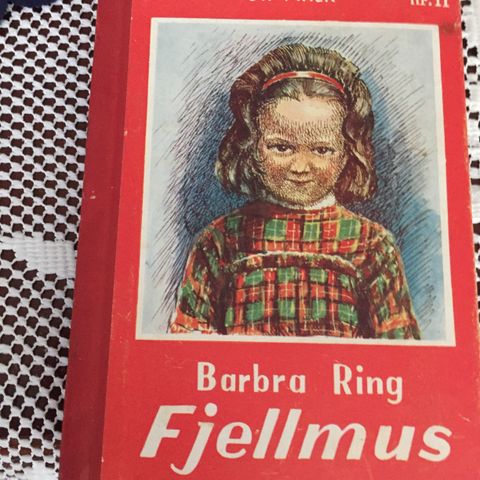 Fjellmus.   Barbra Ring.   Fra 1943