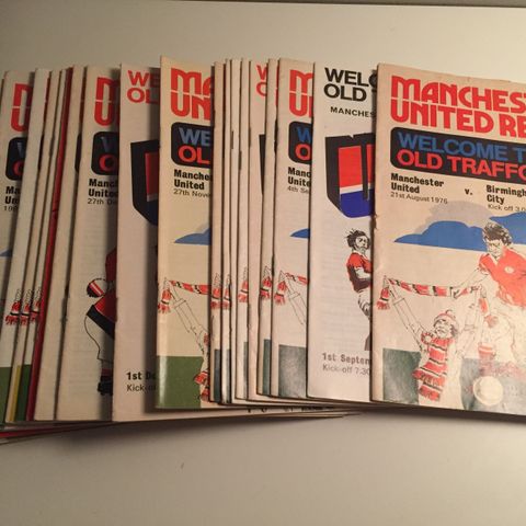 Manchester United - 28 stk fotballprogrammer fra 1976/77