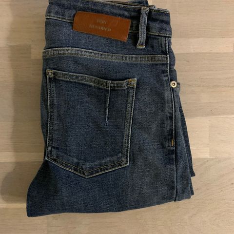 won hundred jeans 30-34.