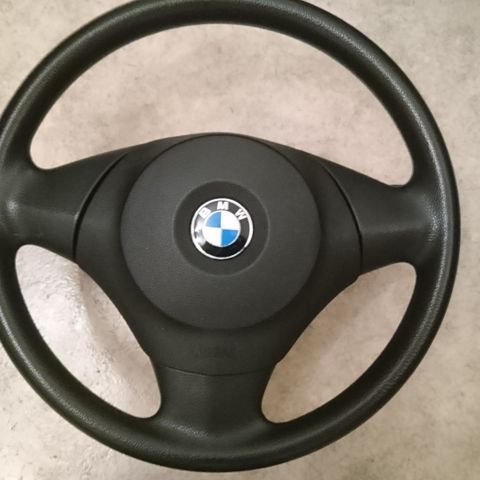 BMW E87 82 88 90 RATT MED AIRBAG og deksel