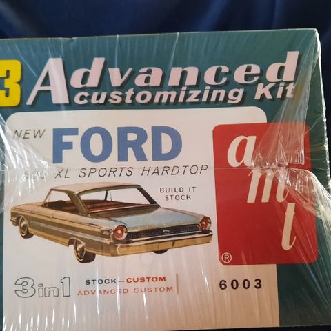 Amt 1:25 Ford Galaxy custom kit
