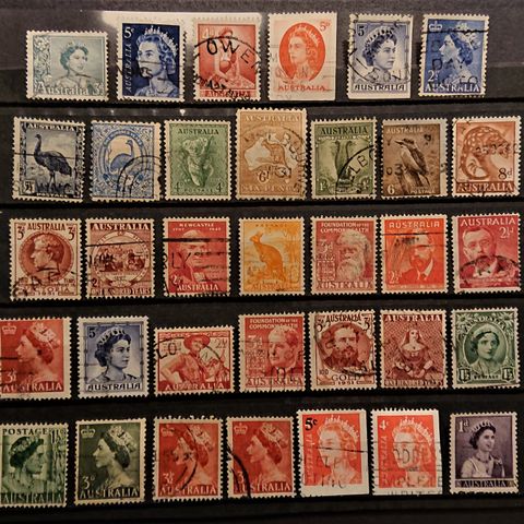 AUSTRALIA: Lot med gamle, fine frimerker / 765 æ.