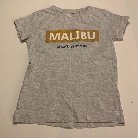 T-skjorte fra Cubus str. 11-12 år