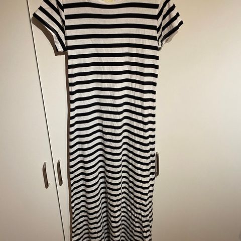 Line of Oslo stripete kjole