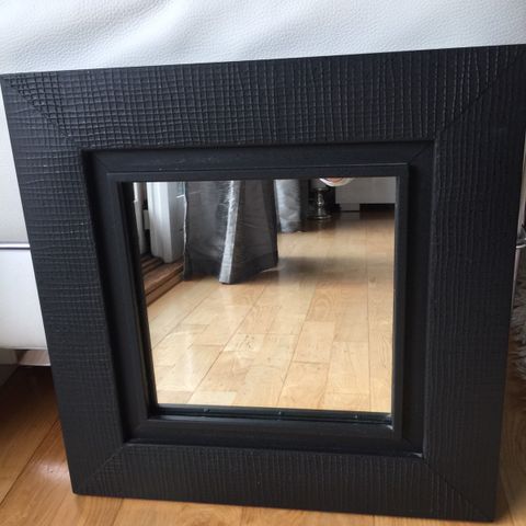 Black Design speil  46 x 46 cm