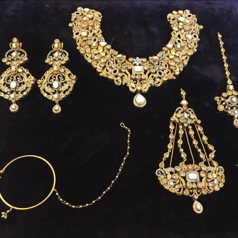 Pakistanske smykker (Hamna Amir jewelry)