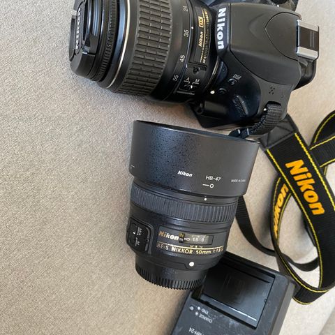 Nikon D3200 og diverse objektiv.